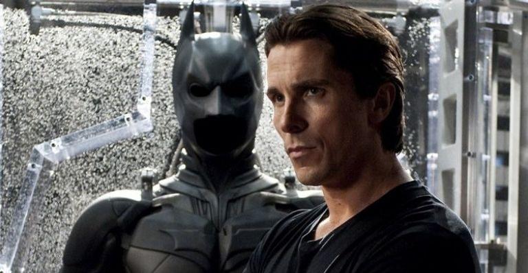 Christian Bale revela que não gostava de usar a capa de Batman