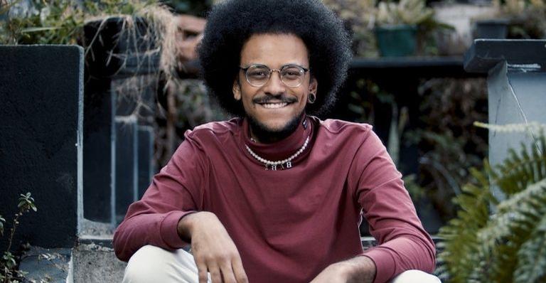 Ex-BBB João Luiz fala sobre possível canal no Youtube: “Ampliar a educação em outras esferas”