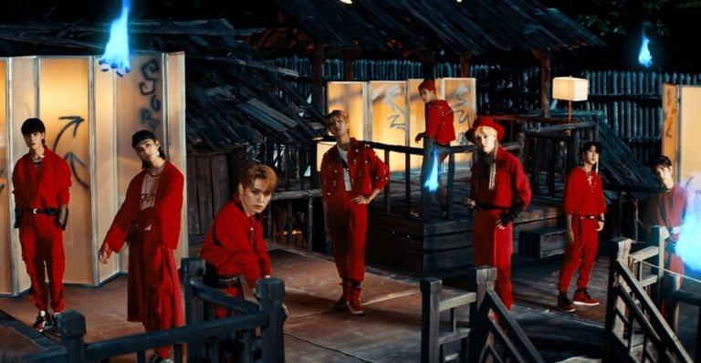 Stray Kids realiza comeback com segundo full álbum ‘NO EASY’