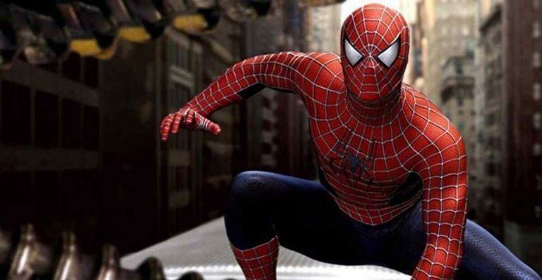 Relembre os outros filmes do Homem-Aranha antes de Tom Holland se tornar o famoso Peter Parker