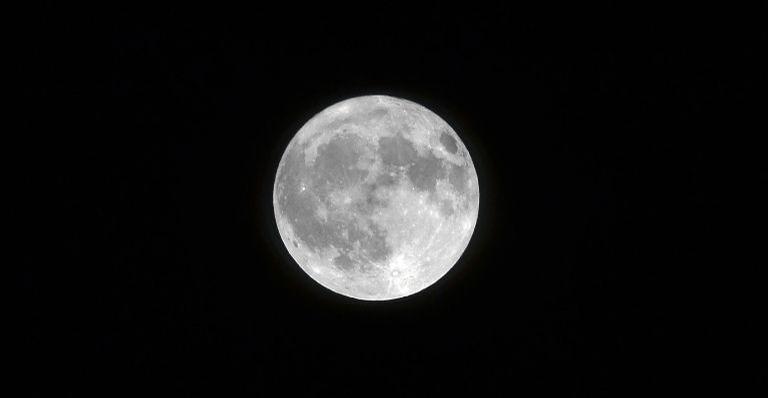 Será que a Lua tem algum cheiro?