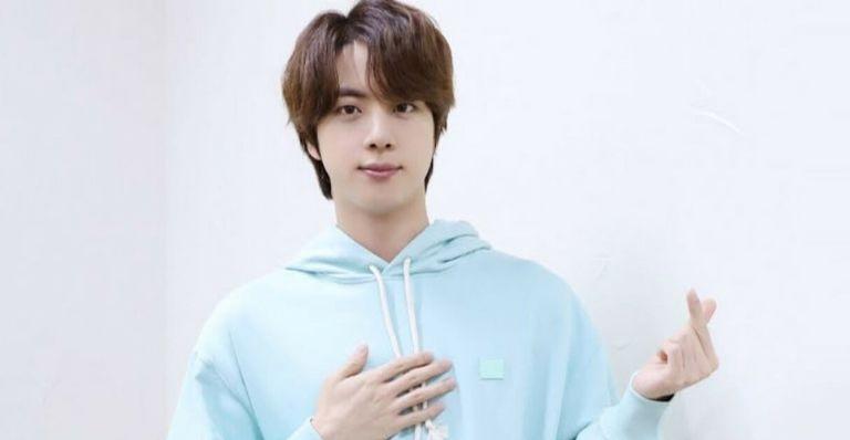Jin lança ‘Yours’, presente em trilha sonora de série, e bate recorde; confira