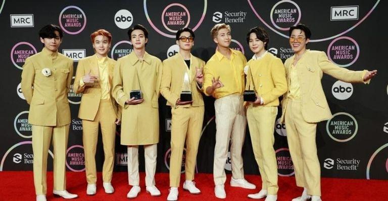 AMA 2021: BTS se torna o primeiro grupo asiático a vencer Artista do Ano