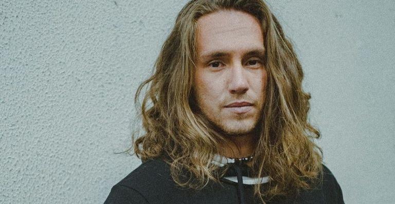 Exclusiva: Vitor Kley conta curiosidades sobre projeto ‘Menino Sol’