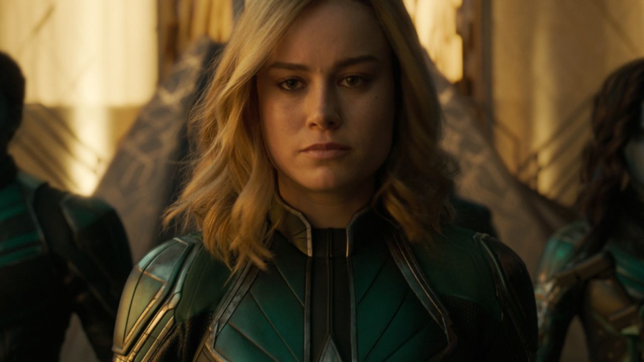 Brie Larson revela imagem dos bastidores de ‘The Marvels’ com outras heroínas