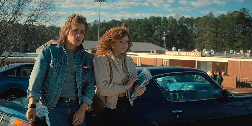 Cowen em cena de Stranger Things